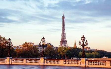 Plane Tickets Tips for Finding Cheap Flights to Paris