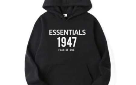 The Minimalist Must-Have: Essentials Hoodie Uncovered