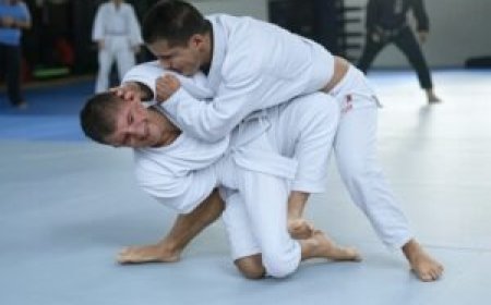 How to Choose the Right Gear for an Active Lifestyle