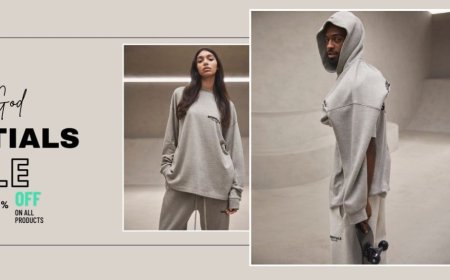 Essential Hoodie with Ribbed Cuffs – Classic Look with Added Comfort