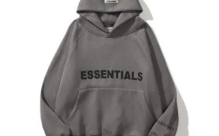 Must-Have Essentials Hoodie – Simple, Clean, and Comfy
