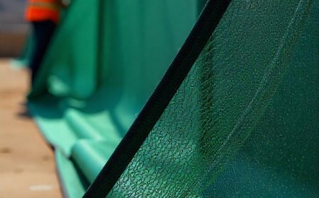 How Custom Made Mesh Tarps Improve Yard Waste Management