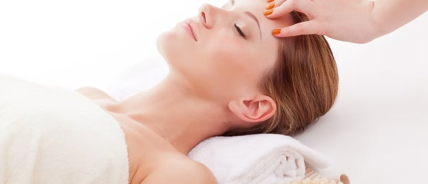 What Is Abhyanga Massage and Why Should You Try It?