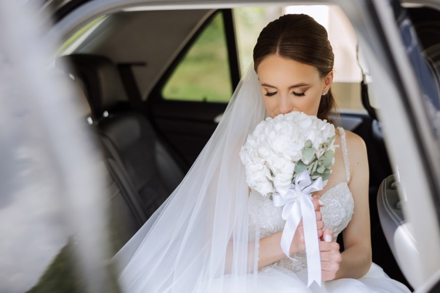 Elegant Wedding Limo Service | VIP Limo Boston
